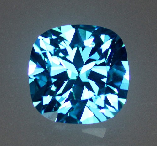 Brilliant cushion cut cubic - brilliant,