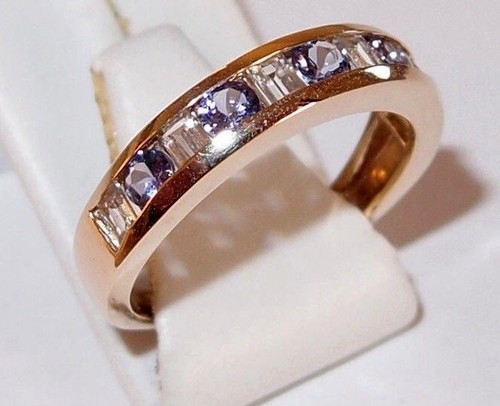 Tanzanite and zircon - tanzanite,