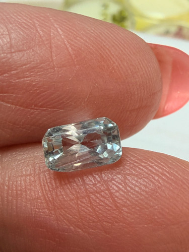 Aquamarine blue octagon cut - blue,