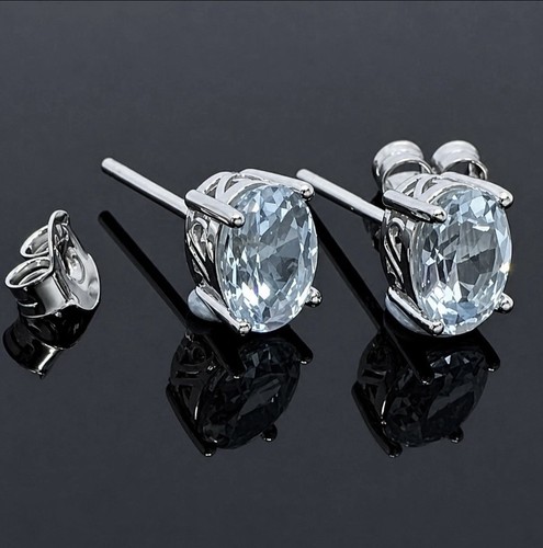 Blue topaz pendant - blue,